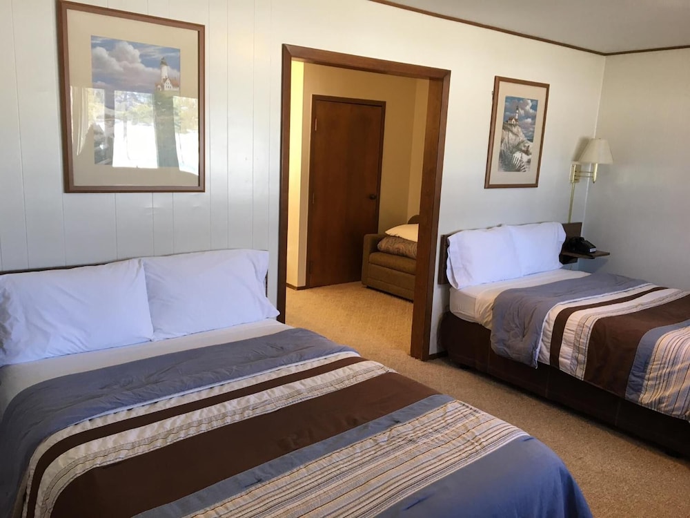 Coho Motel and Suites - photo 6