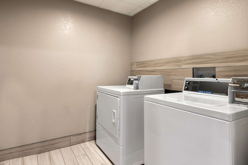 SureStay Plus Hotel by Best Western Tulsa East - photo 26