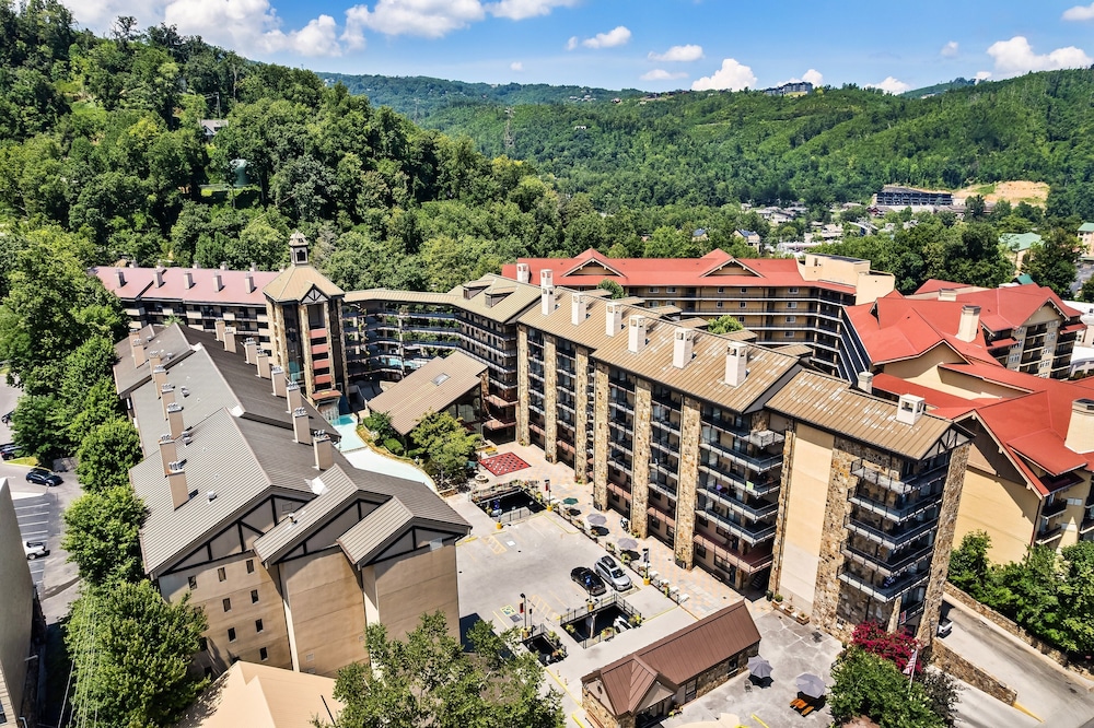Gatlinburg Town Square - photo 100