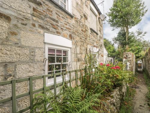 Primrose Cottage — 4-Star Luxury Hotel in Penryn, United Kingdom