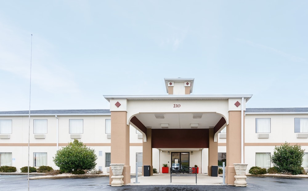 Red Roof Inn Plus Danville Ky - featured photo