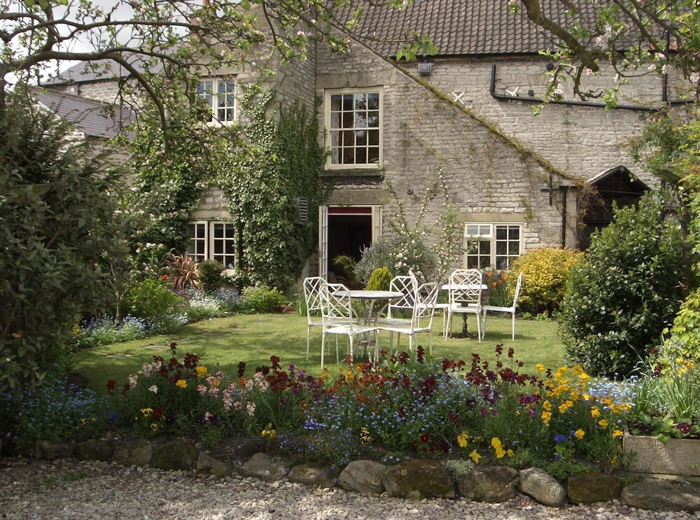 Bramwood Guest House — 4-Star Luxury Hotel in Pickering, United Kingdom
