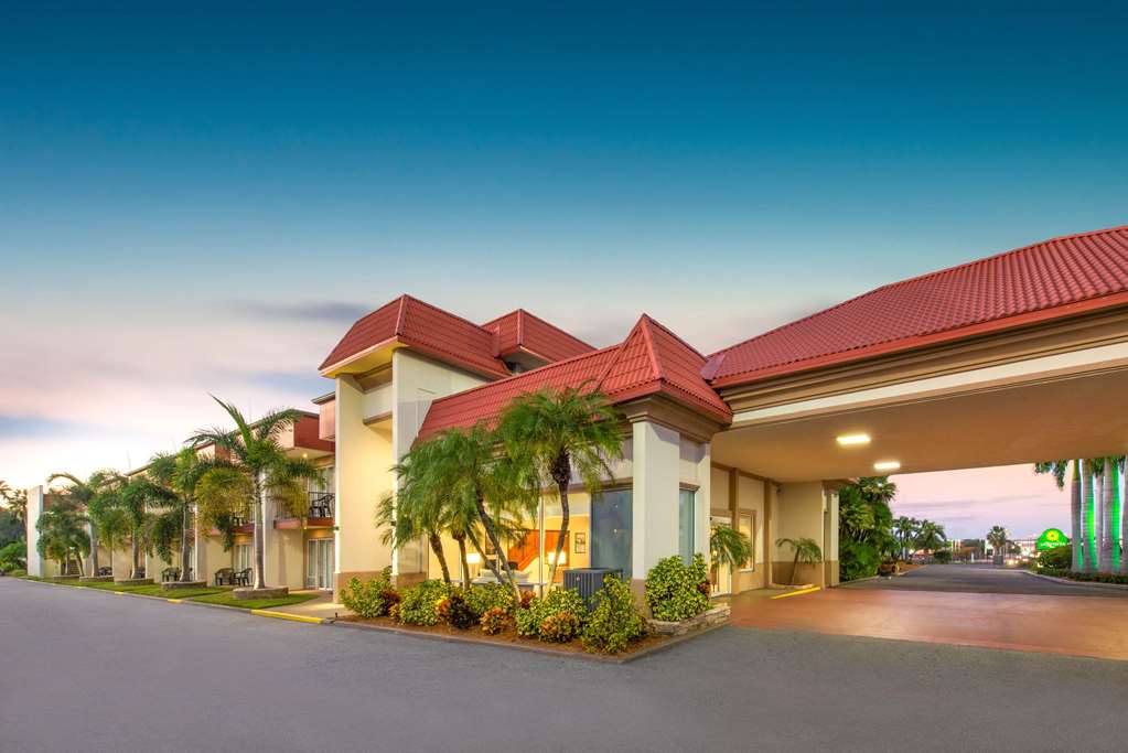 La Quinta Inn by Wyndham Clearwater Central - photo 3