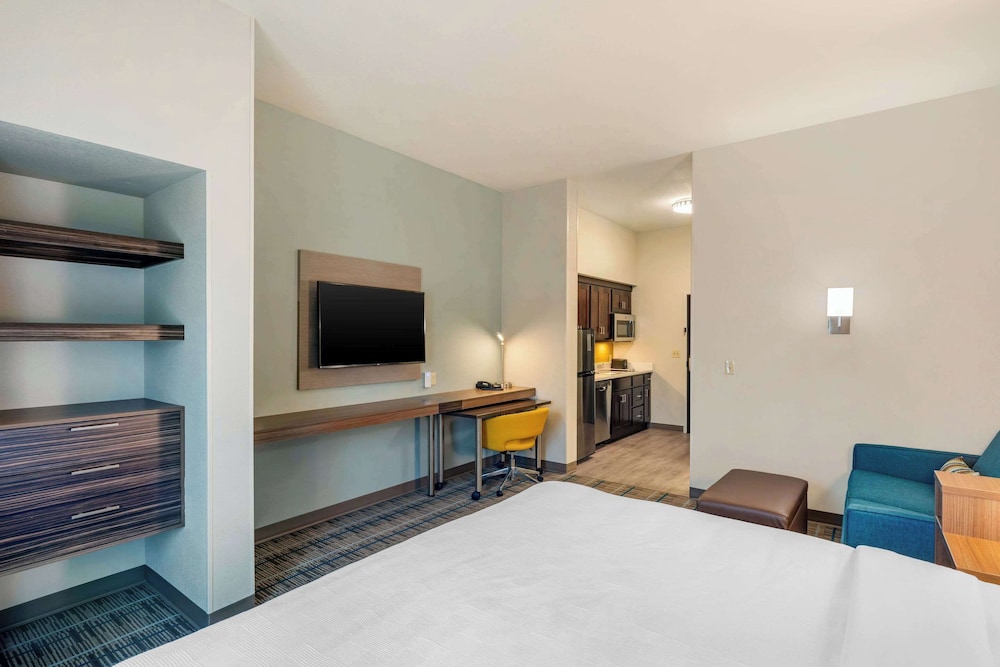 MainStay Suites Spokane Airport - photo 8