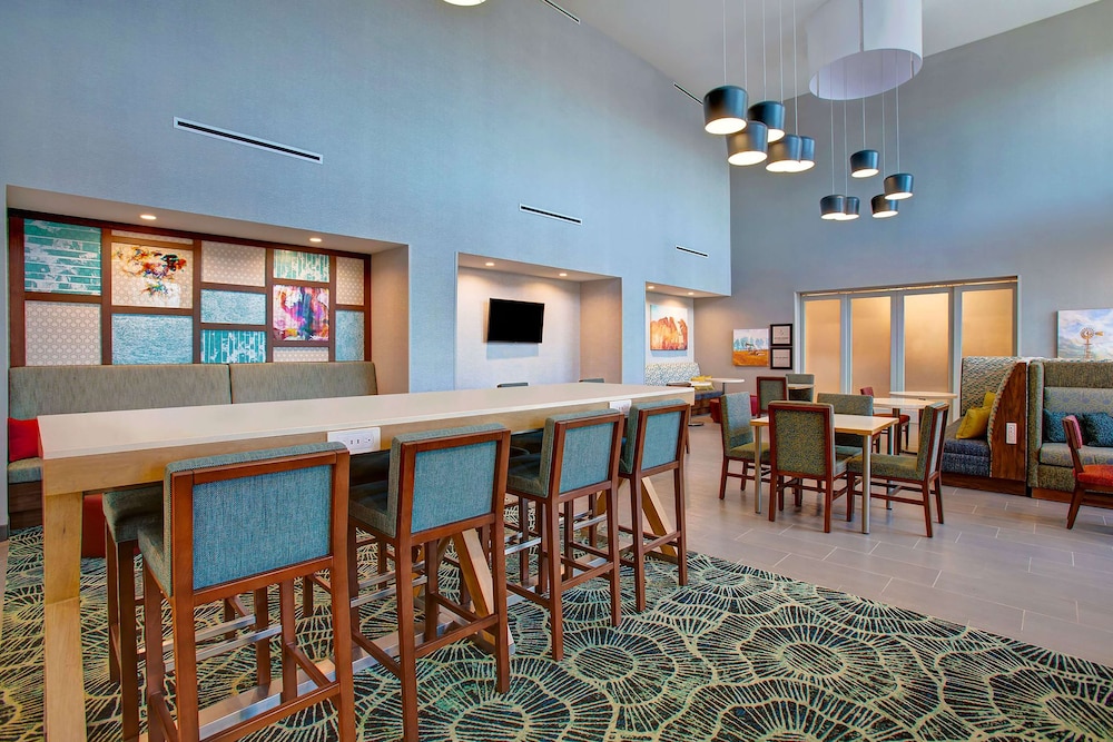 Hampton Inn & Suites Borger - photo 3