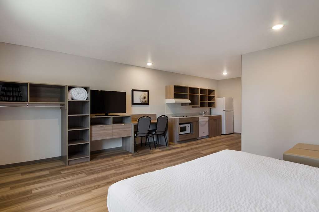 Woodspring Suites Olympia Lacey - photo 9