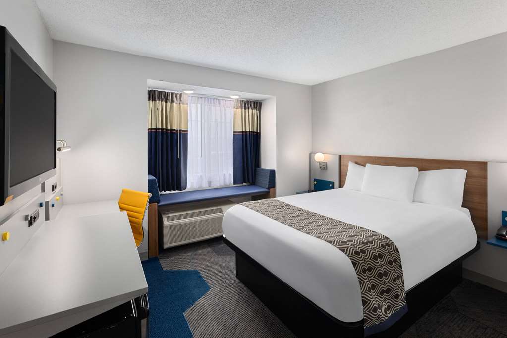 Microtel Inn by Wyndham Bowling Green - photo 10