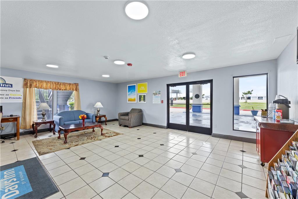 Days Inn by Wyndham McKinney - photo 14