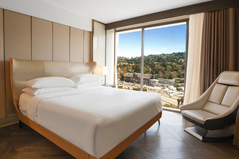 Sheraton Universal Hotel - photo 47