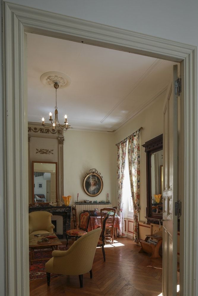 Le 37 — Malaucene
