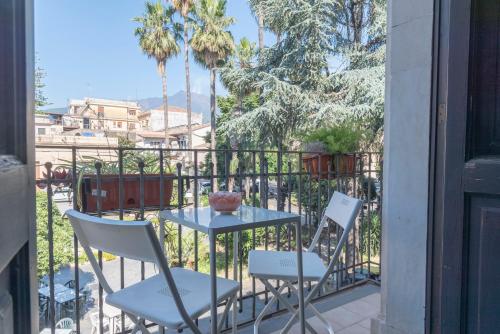 Casa Vacanze Catania Giarre Etna D'Amore — 4-Star Luxury Hotel in Giarre, Italy