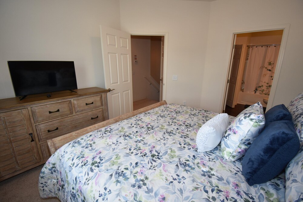 Nov Special W Lucaya 4bed 2 Bath ID: 256175 - photo 6