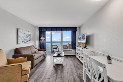 Boardwalk Resort Oceanfront Condo by Hosteeva in Myrtle Beach, United States