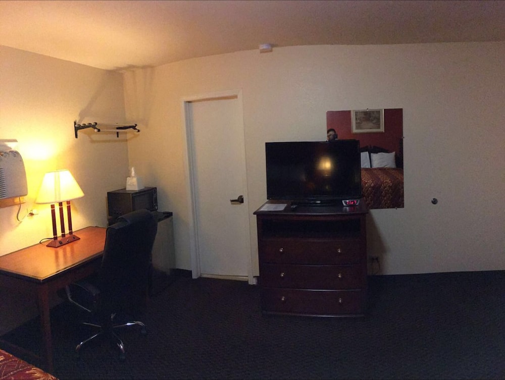 Voyager Inn - photo 4