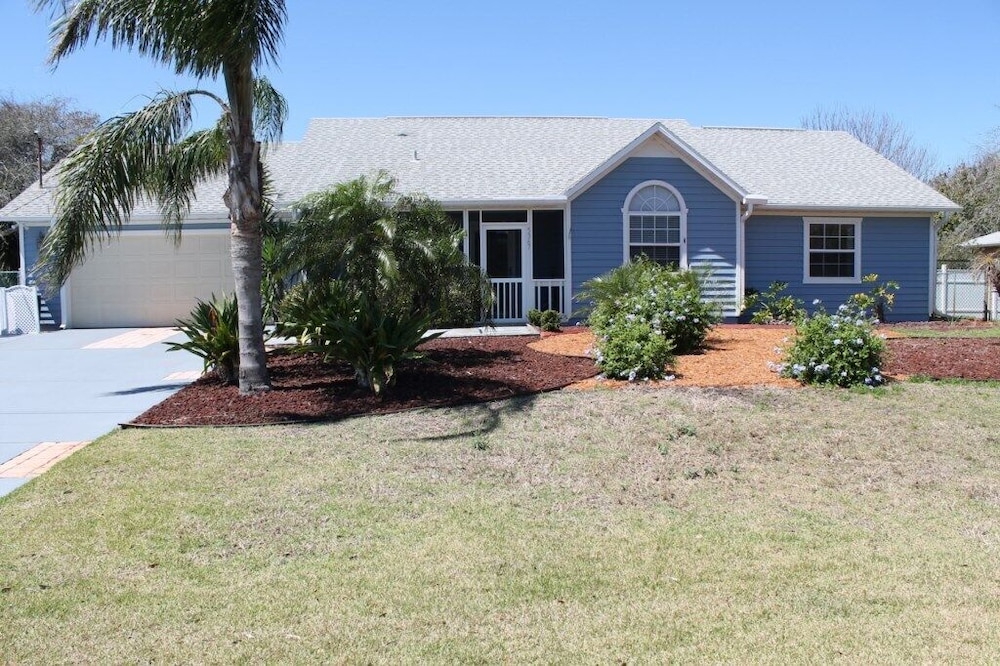 Beach Blossom in Saint Augustine, United States