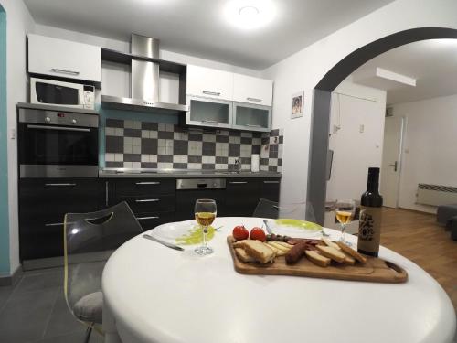 Apartment with garden in Barbariga — 4-Star Luxury Hotel in Vodnjan, Croatia
