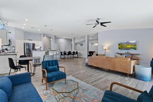 Antigua Villa Volleyball Pool 5Bd — 4-Star Luxury Hotel in Indio, United States