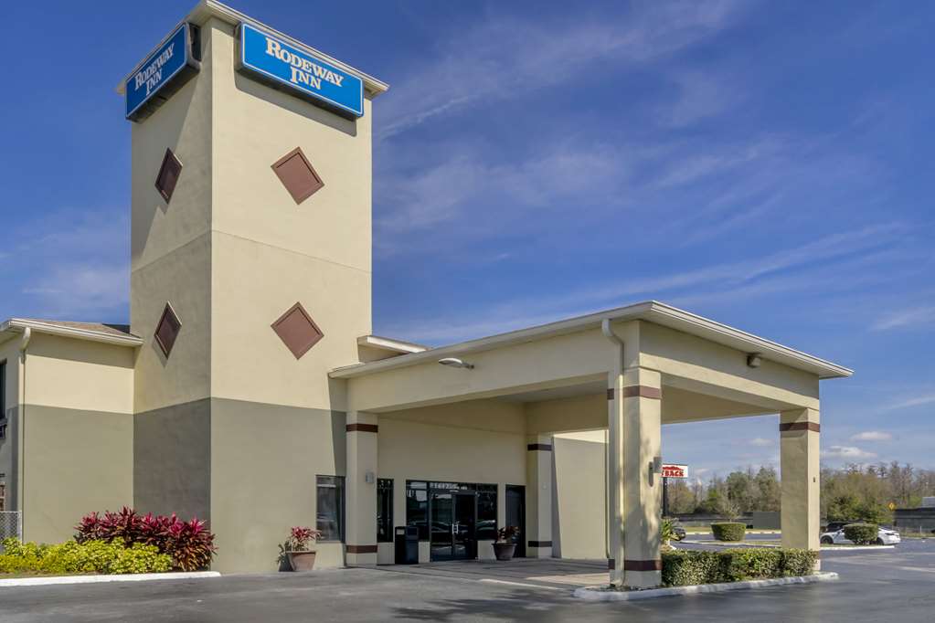 Rodeway Inn Wesley Chapel — Wesley Chapel