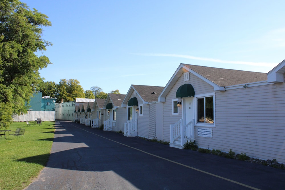 Lockview Motel - photo 45