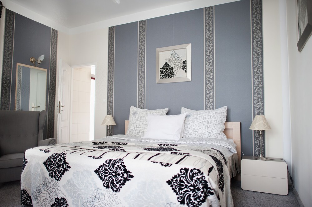 Hotel Jozefina — 4-Star Luxury Hotel in Inowroclaw, Poland