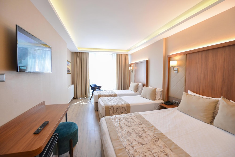 İstport Hotels — Arnavutkoey — photo 4