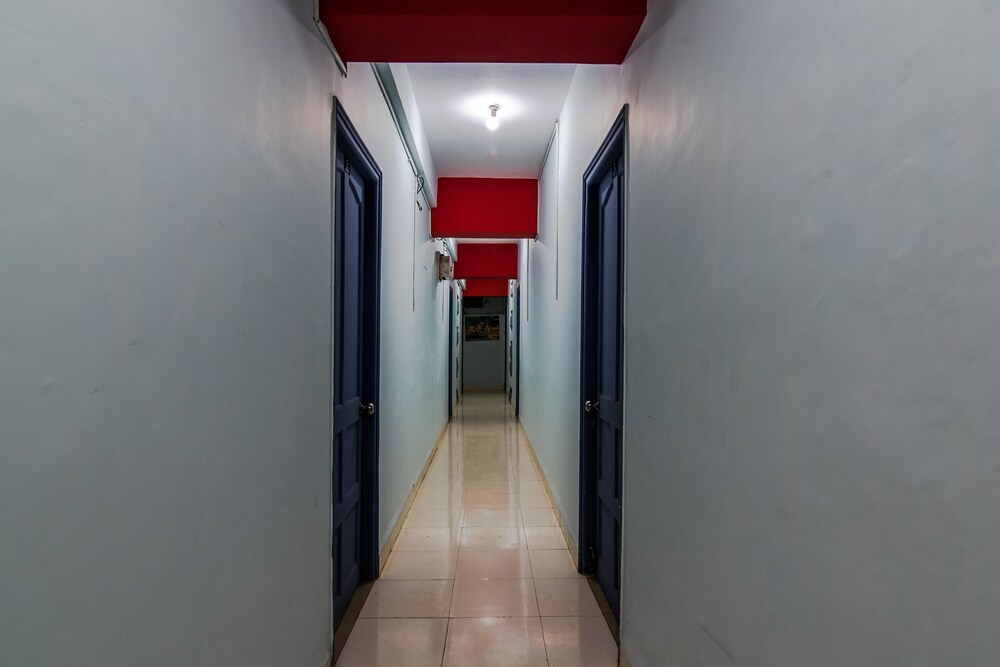 Oyo 10141 Js Palms — Candolim — photo 3