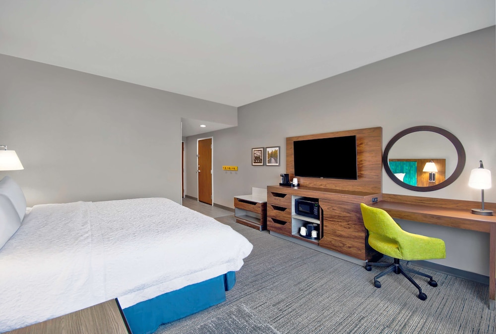 Hampton Inn by Hilton Abingdon - photo 7