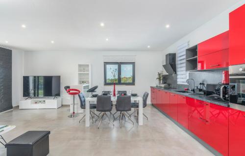 Villa Antoniana — 4-Star Luxury Hotel in Novigrad, Croatia