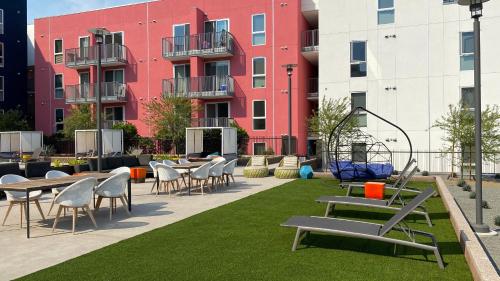 Suitesrus Apart Hotel at Chinatown - photo 9