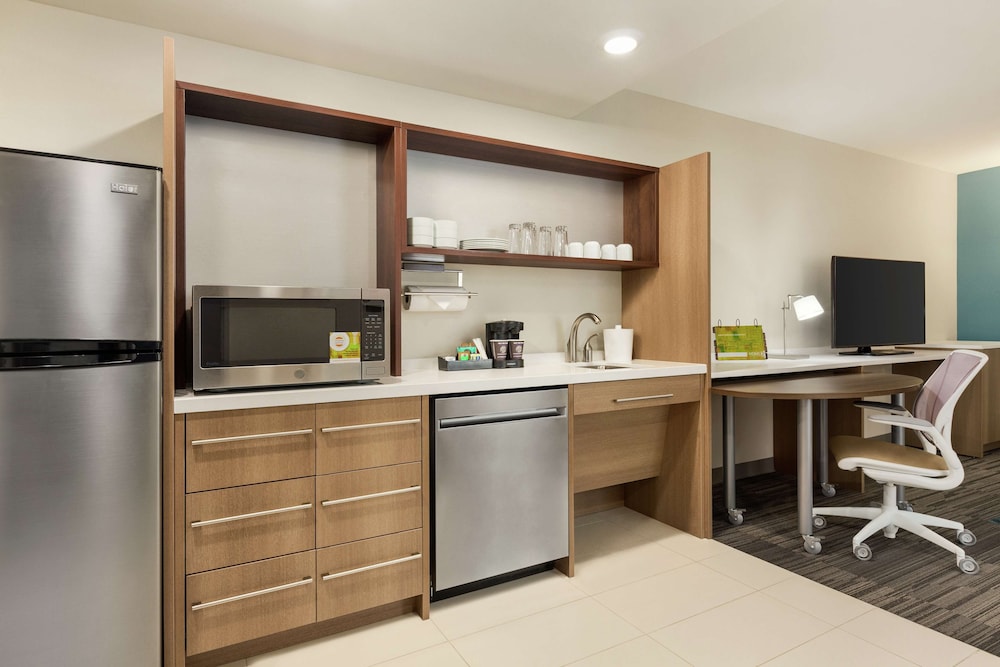 Home2 Suites by Hilton Portland Airport OR - photo 27