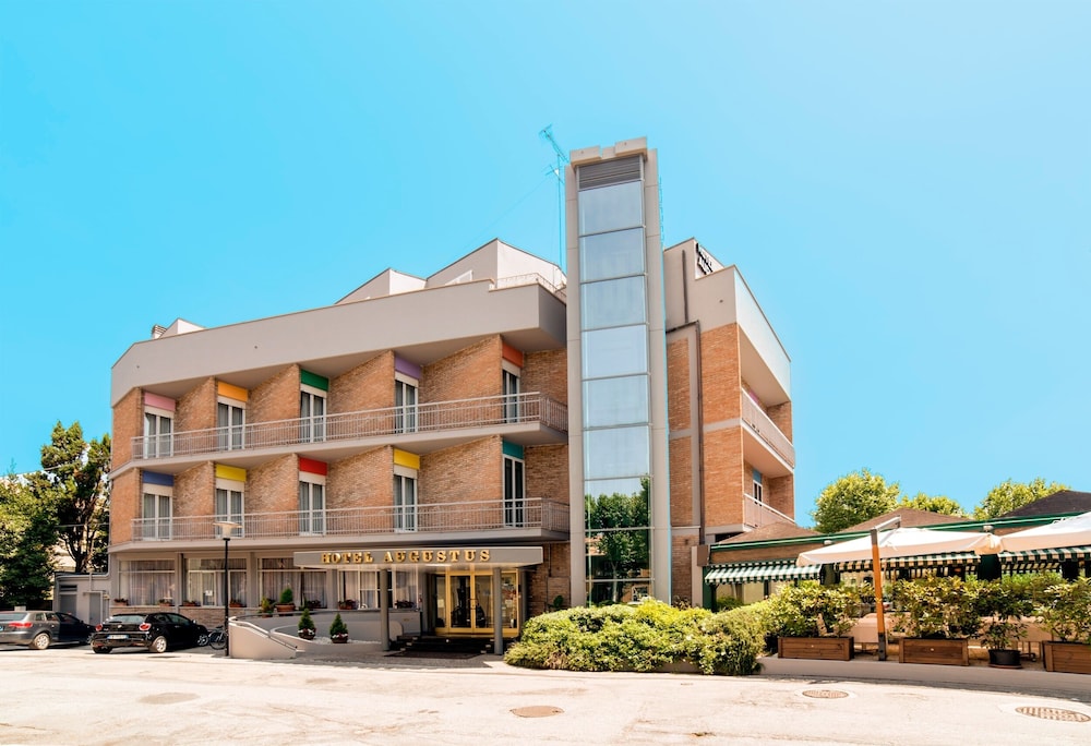 Hotel Augustus — hotel in Fano