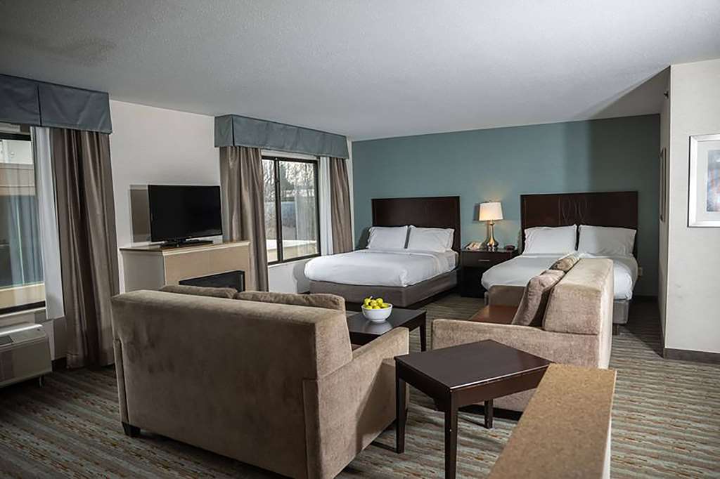 Wyndham Garden Erie - photo 3