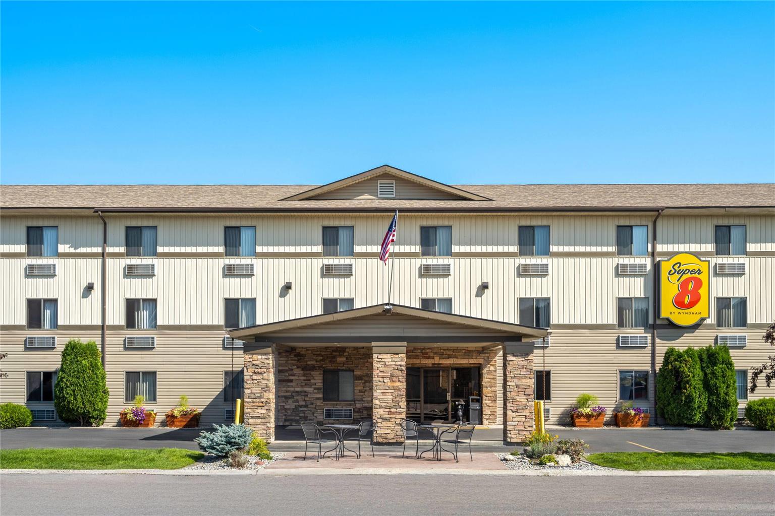 Super 8 by Wyndham Kalispell Glacier National Park - photo 2