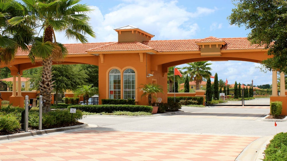 Spacious 12 bed Villa With Pool & Resort Amenities - photo 68