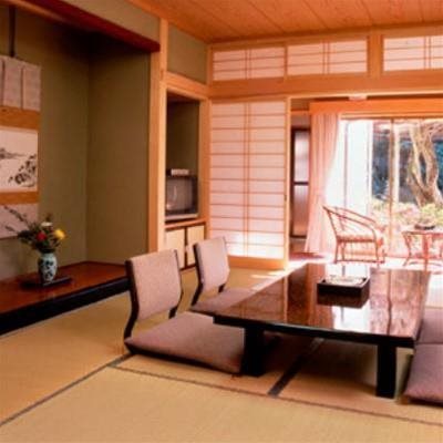 Hotel Nanzanso — Izunokuni