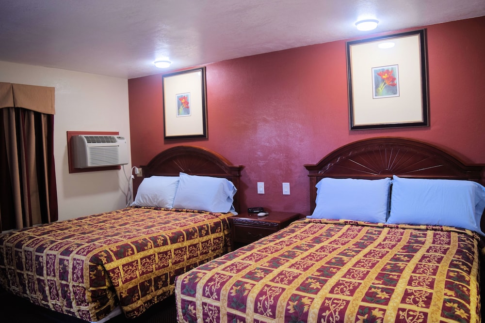Western Inn & Suites — Taft — photo 5