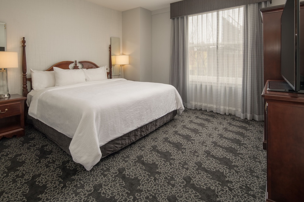 Embassy Suites by Hilton Portland Downtown - photo 7