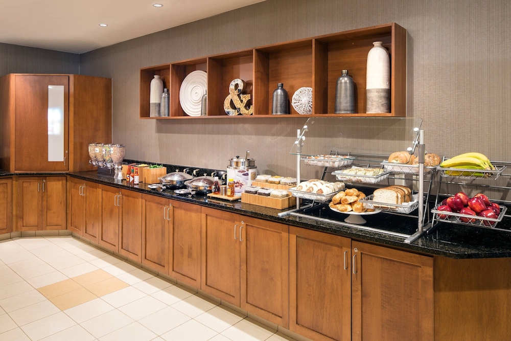 SpringHill Suites by Marriott Bakersfield - photo 19