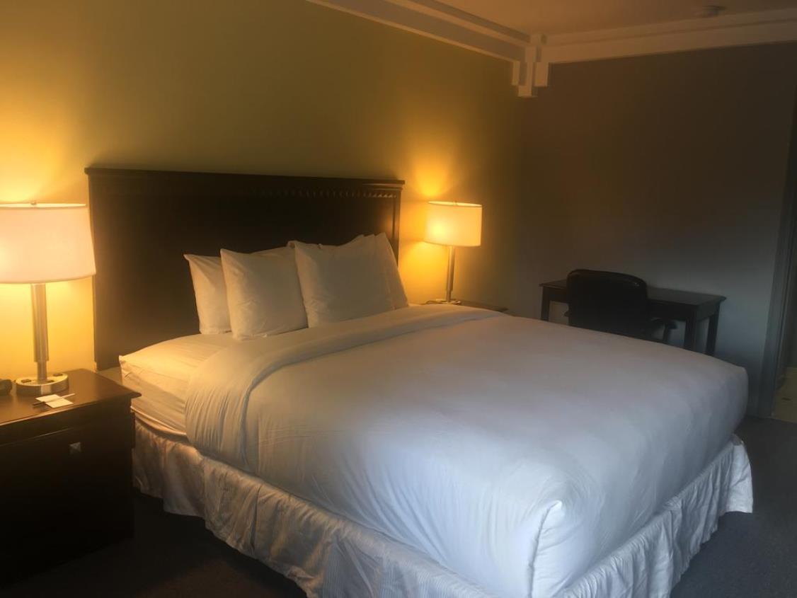 Rodeway Inn Encino - photo 2