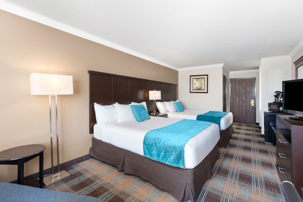 Inn At Moses Lake - photo 29