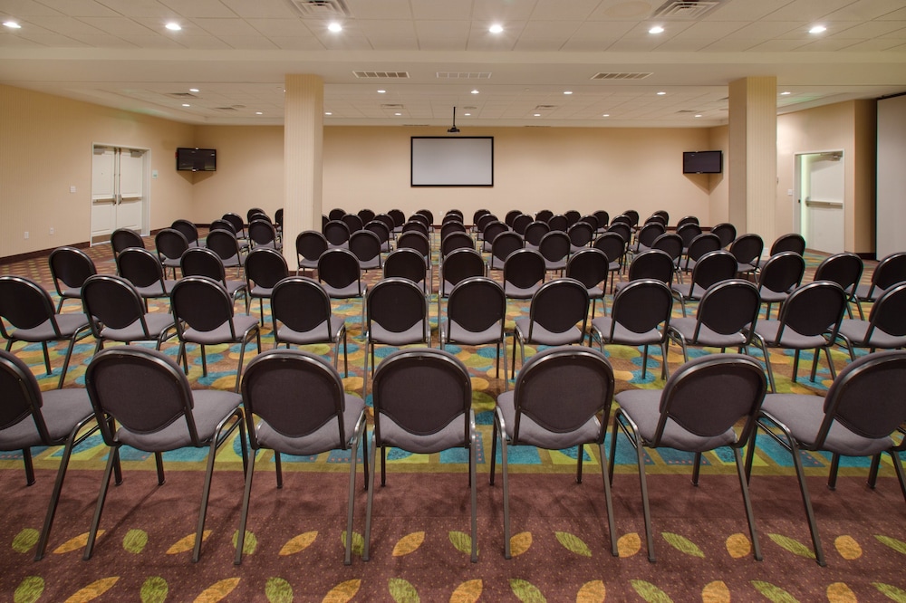 Holiday Inn Lincoln Southwest by IHG - photo 17
