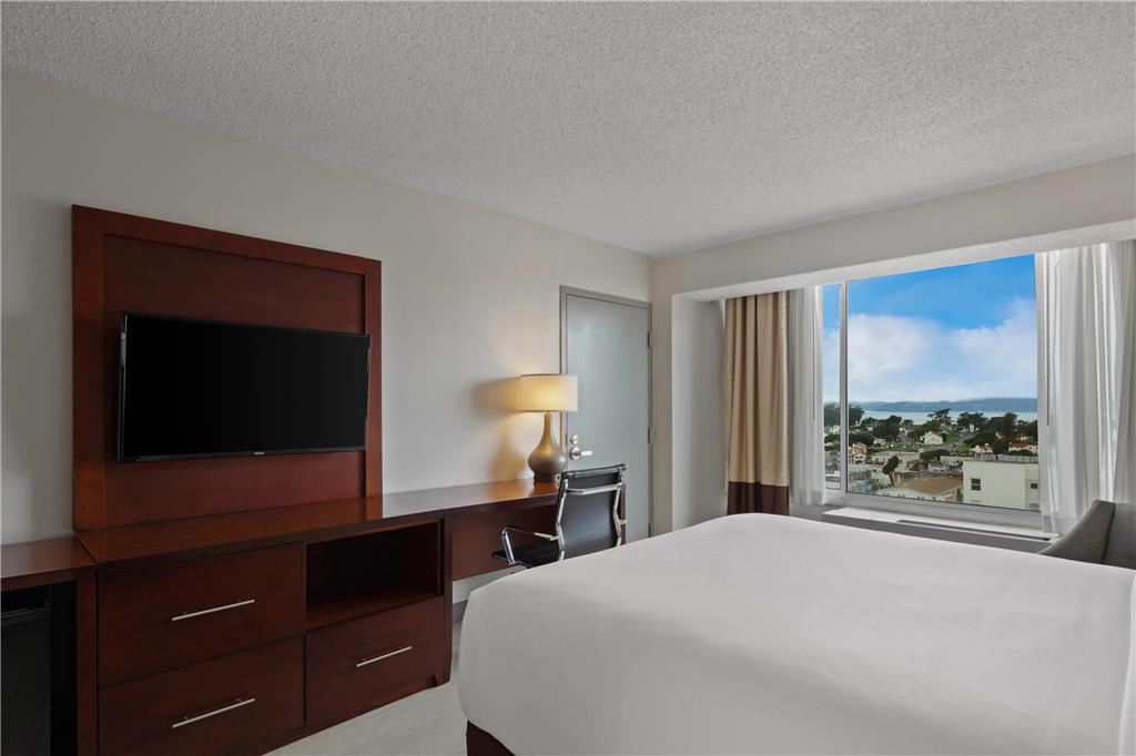 Comfort Inn by the Bay - photo 15