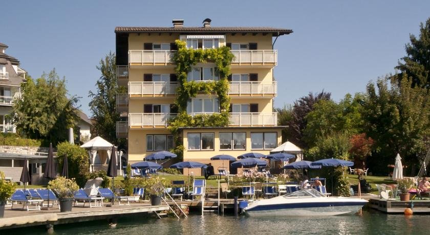 Max Coliving - carbon neutral hotel in Lahat