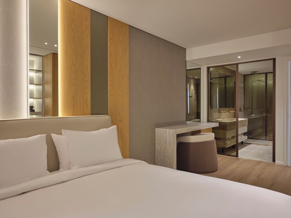 Nur Riviera Aparthotel in Palaio Faliro, Greece