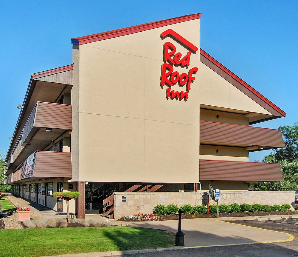 Red Roof Inn Akron - photo 4