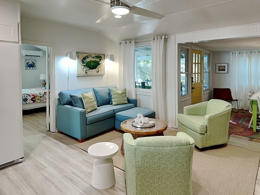 Blue Crab Cottage — 4-Star Luxury Hotel in Tybee Island, United States
