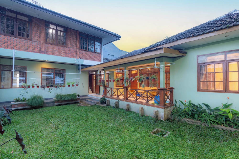 Imah Budi Luhur - last minute hotel in Bandung