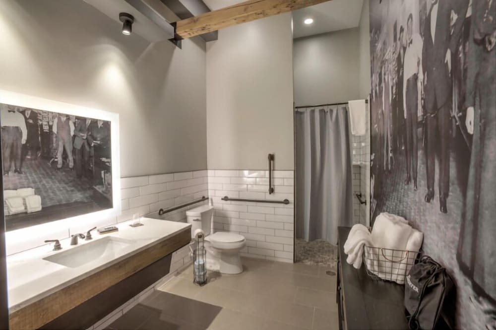 Hotel Crosby - photo 44
