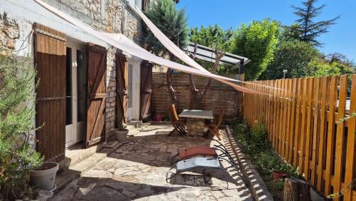 Le Cocon - carbon neutral hotel in Millau