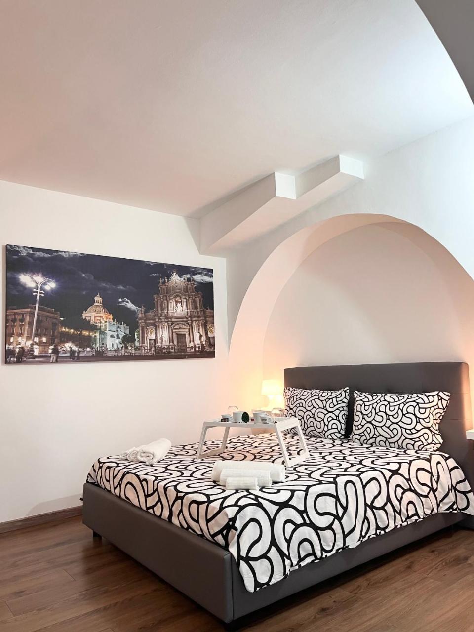 Casa Vacanza Ti Ospito io — 4-Star Luxury Hotel in Catania, Italy
